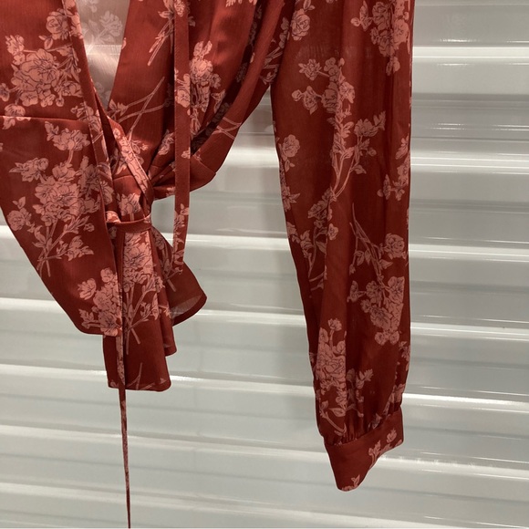 ANTONIO MELANI Burgundy Floral Wrap Blouse - Picture 4 of 11